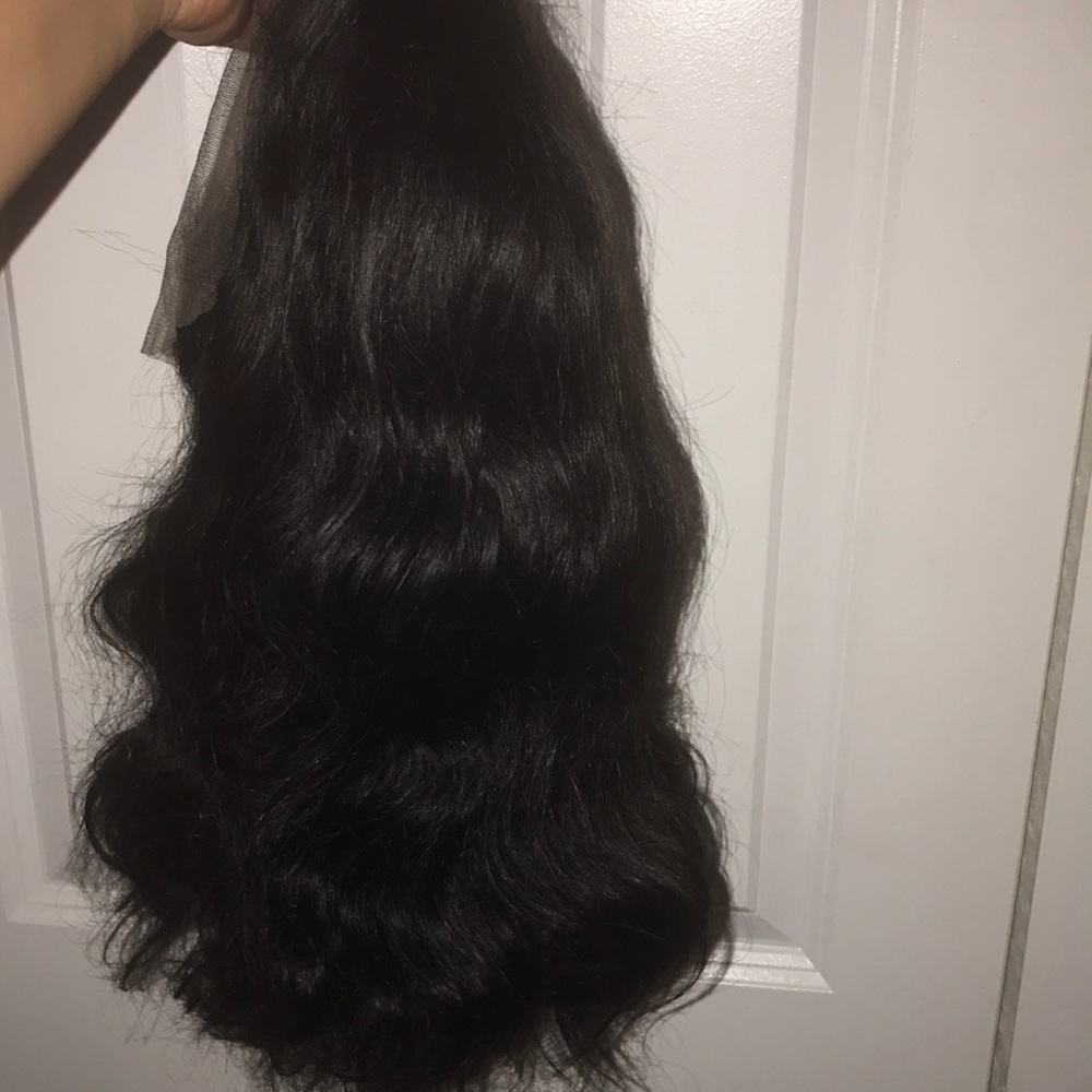 Body wave Lace Front Wig w/ med brown lace